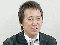 エグゼクティブマネージャー　藤岡